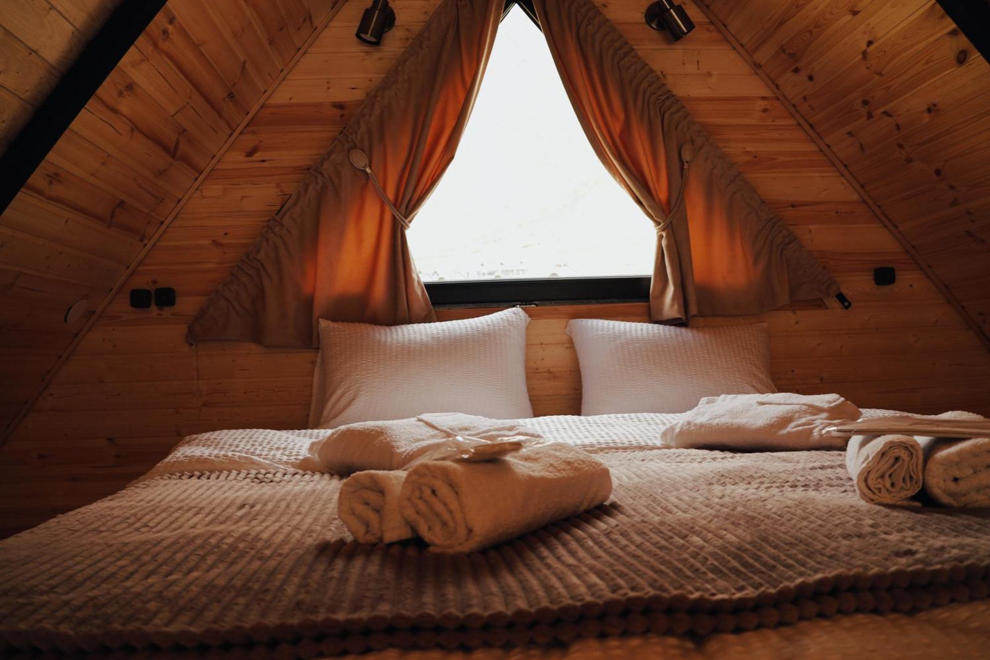 Outdoor Cottages Kazbegi الغرفة الصورة