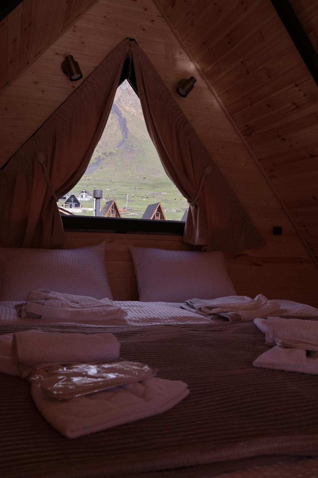 Outdoor Cottages Kazbegi الغرفة الصورة